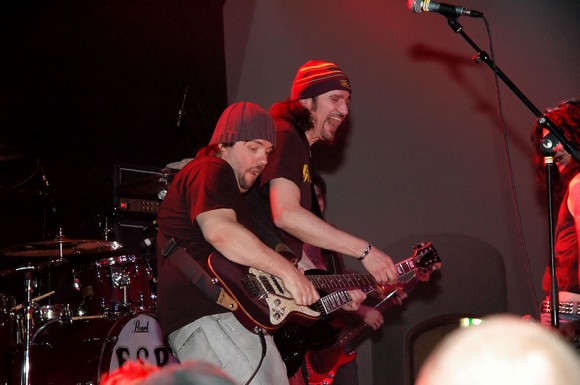Tommy Denander och Bruce Kulick på Mondo i Stockholm i våras. Foto Marko Rouvinen