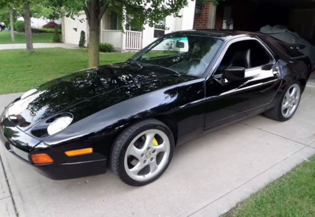 Paul Stanleys Porsche 928 från 1988